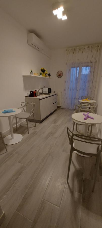 Ferienwohnung Le Gemelle Bari Exterior foto